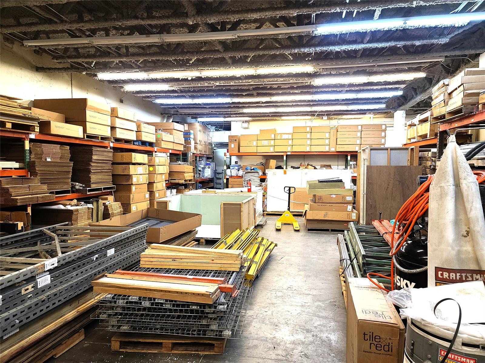 Beautiful Warehouse and Office